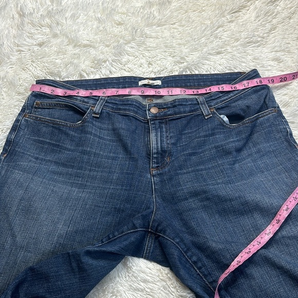 EILEEN FISHER Straight Leg Mid Rise Crop Ankle Jeans - Picture 6 of 8